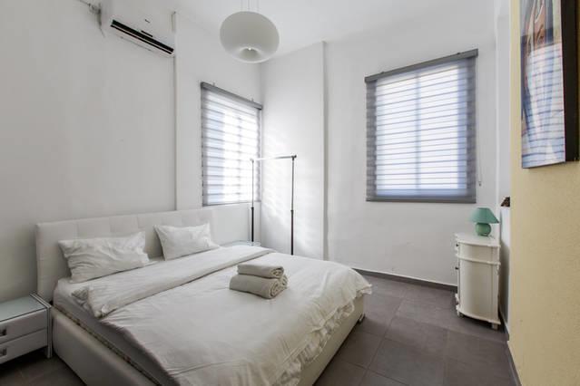 Chic Apartments By The Beach テル・アビブ エクステリア 写真